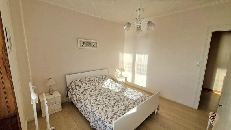 Maison traditionnelle - 91 m² - 5 pièces