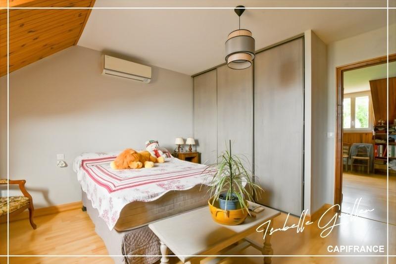 Maison - 102 m² - 4 pièces