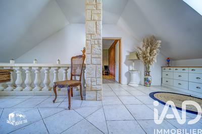 Maison - 186 m² - 7 pièces