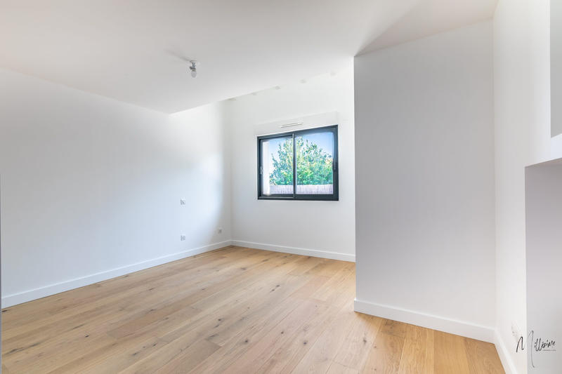 Maison - 165 m² - 6 pièces