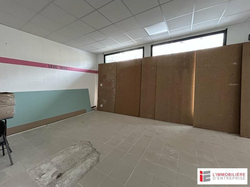 Local commercial - 97 m²