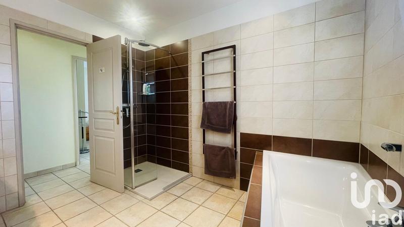 Maison - 191 m² - 7 pièces