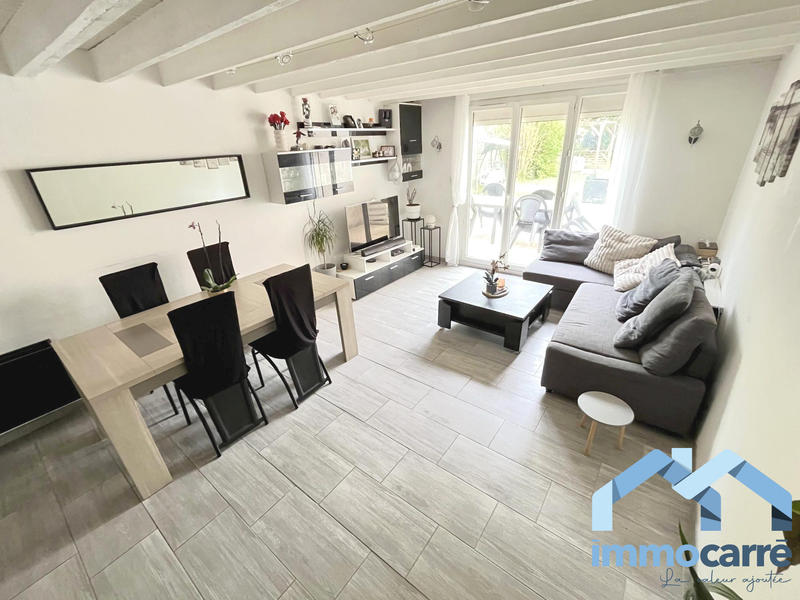 Maison - 96 m² - 5 pièces