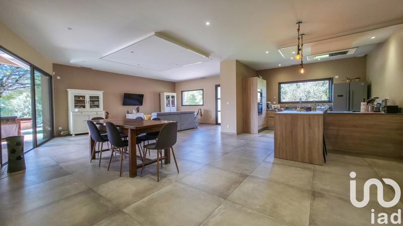 Maison - 149 m² - 5 pièces