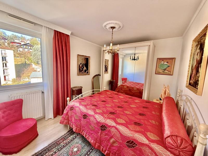 Appartement - 91 m² - 4 pièces