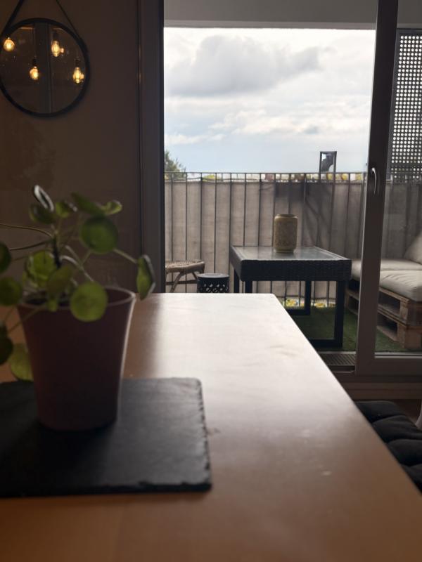 Appartement - 90 m² - 4 pièces