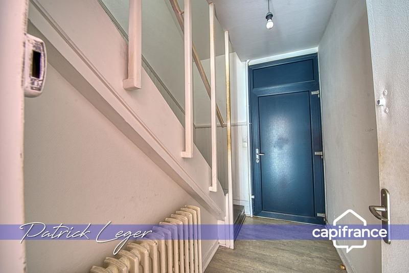 Local d'activité / Entrepôt - 160 m² - 8 pièces