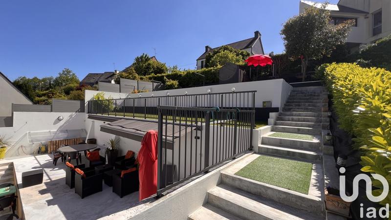 Maison - 110 m² - 6 pièces