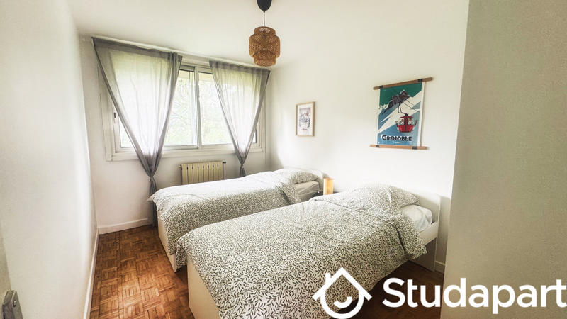 Appartement - 84 m² - 5 pièces