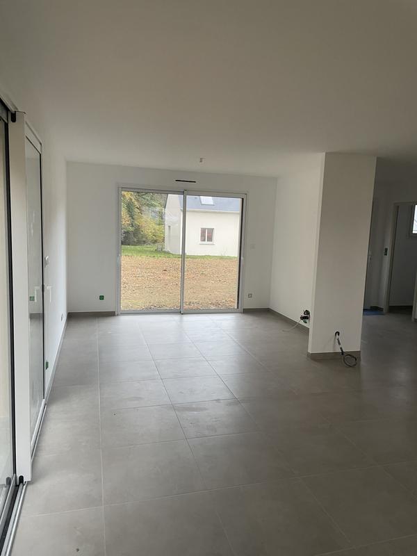 Maison - 87 m² - 5 pièces