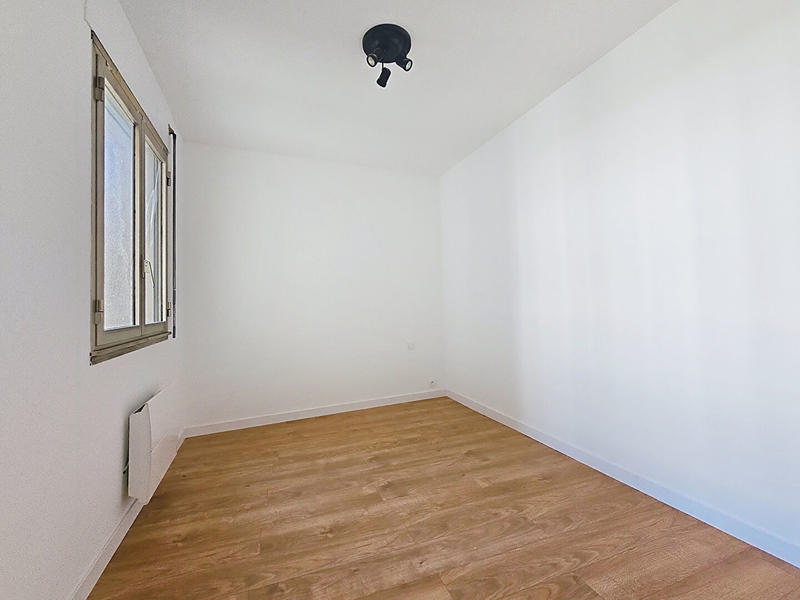 Appartement - 95 m² - 4 pièces