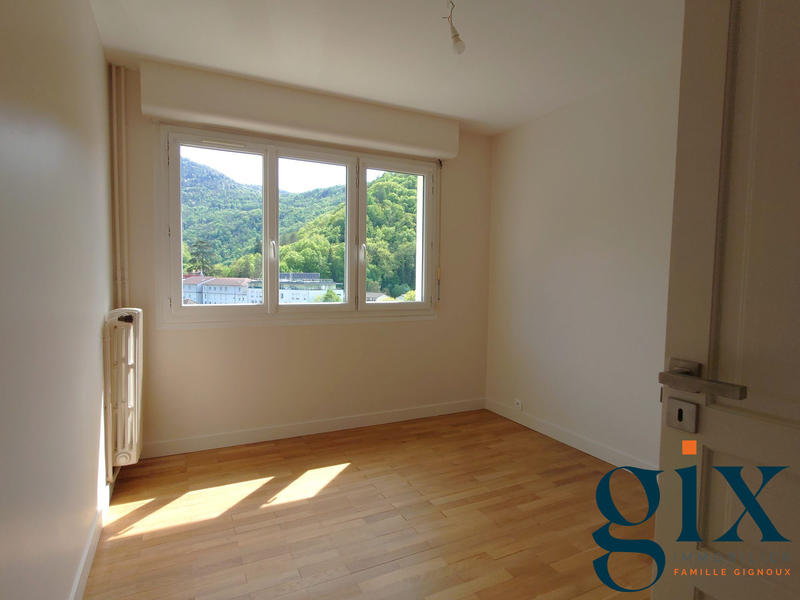 Appartement - 109 m² - 4 pièces