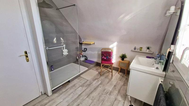 Maison - 138 m² - 7 pièces