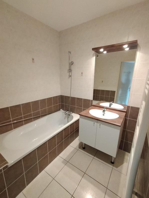 Appartement - 103 m² - 4 pièces