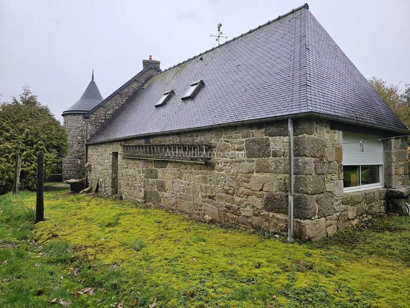 Maison - 204 m² - 8 pièces