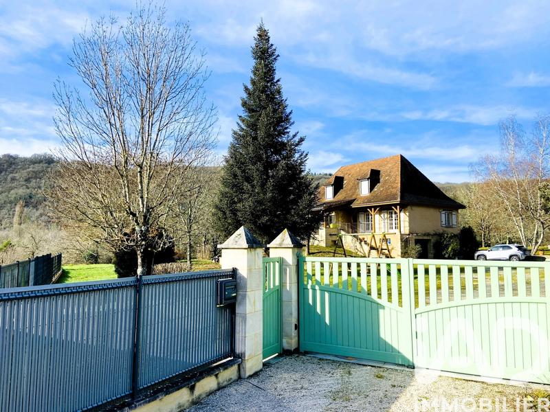 Maison - 146 m² - 6 pièces