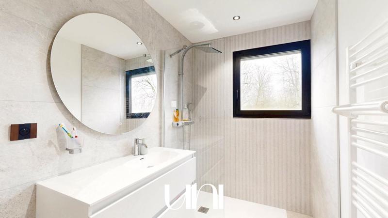 Maison - 165 m² - 5 pièces