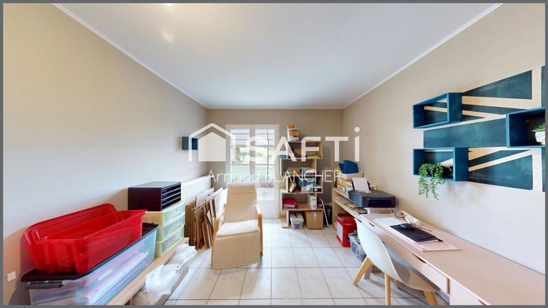 Maison - 141 m² - 8 pièces