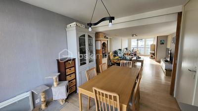 Appartement - 84 m² - 4 pièces