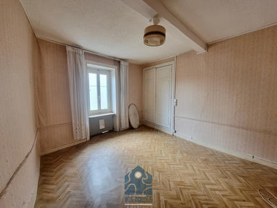 Maison de village - 203 m² - 7 pièces