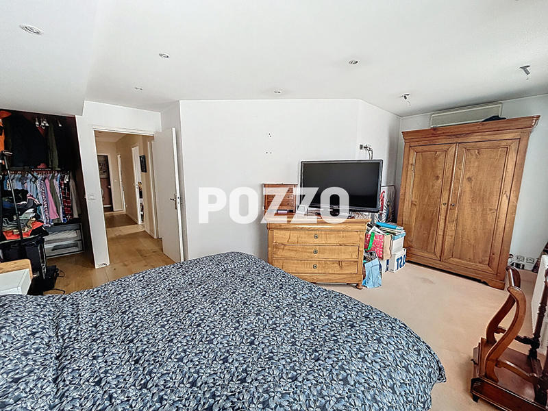 Local d'activité / Entrepôt - 1 575 m²