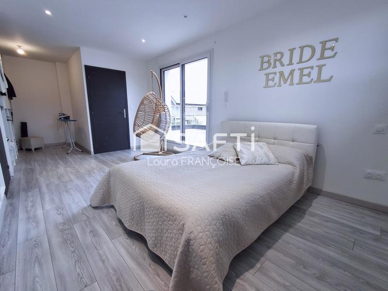 Maison - 150 m² - 6 pièces