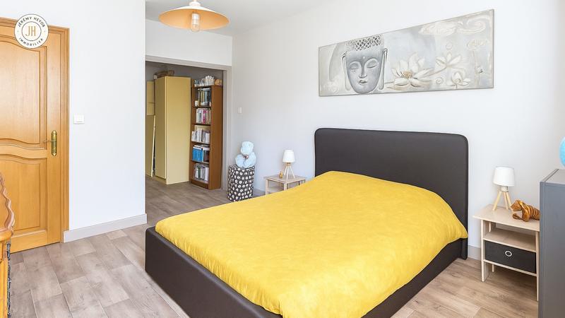 Maison - 190 m² - 7 pièces