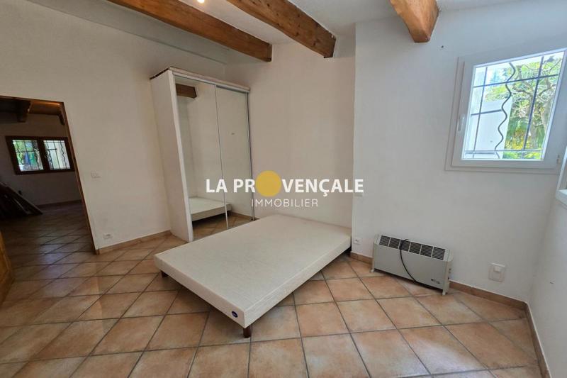 Maison - 176 m² - 9 pièces