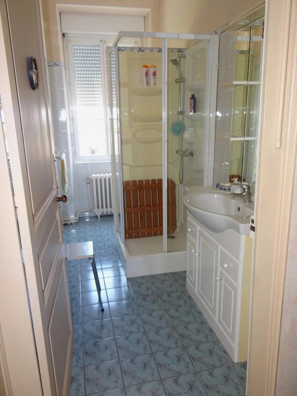 Maison - 203 m² - 8 pièces