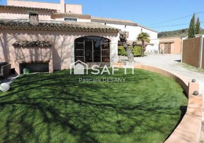 Maison - 644 m² - 24 pièces