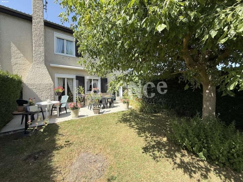 Maison - 91 m² - 5 pièces