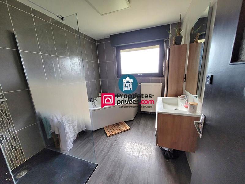 Maison - 189 m² - 6 pièces