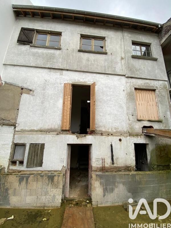 Maison - 90 m² - 5 pièces