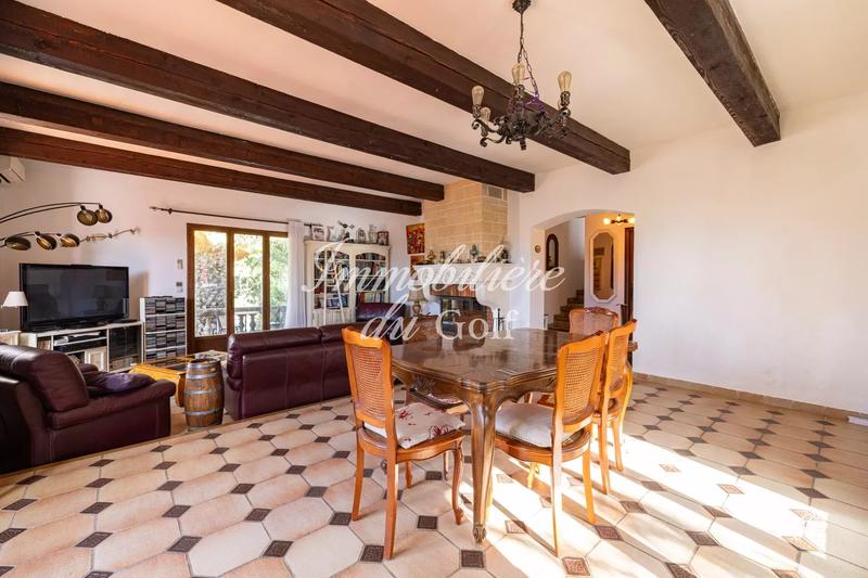 Maison - 144 m² - 5 pièces