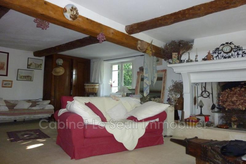 Mas - 250 m² - 9 pièces