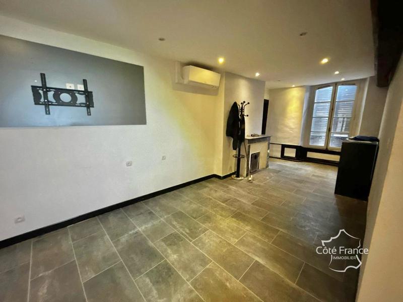 Immeuble - 186 m² - 10 pièces