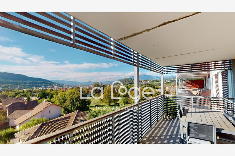 Appartement - 100 m² - 4 pièces