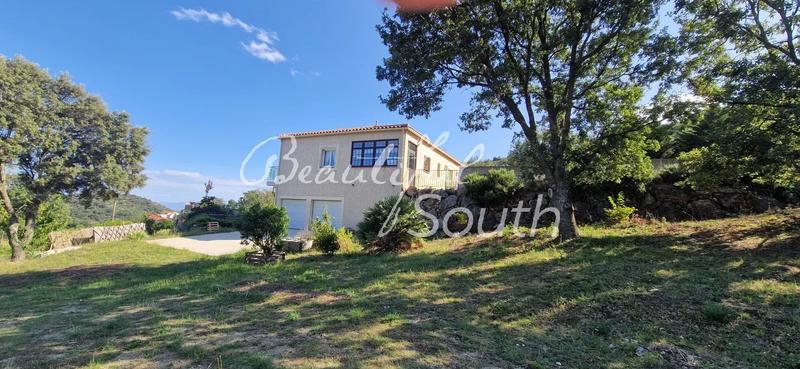 Villa - 210 m² - 6 pièces