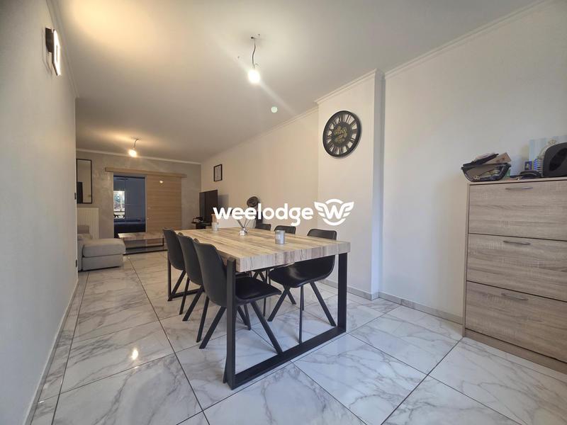 Maison - 121 m² - 6 pièces