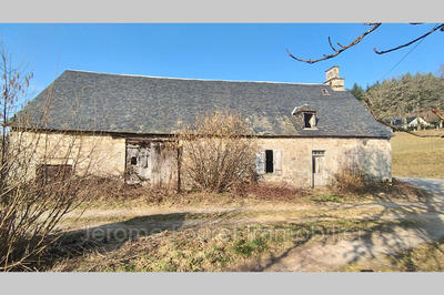 Ferme - 900 m² - 1 pièce