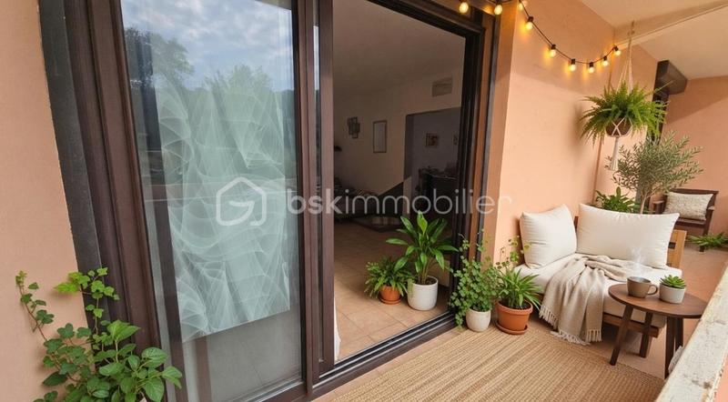 Appartement - 102 m² - 4 pièces