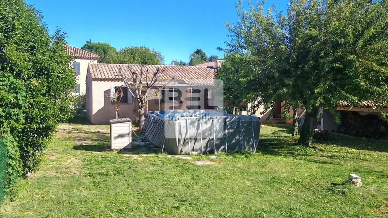 Villa - 93 m² - 5 pièces