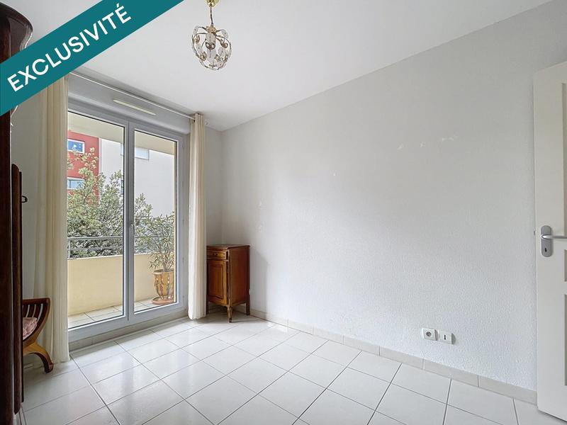 Appartement - 92 m² - 4 pièces