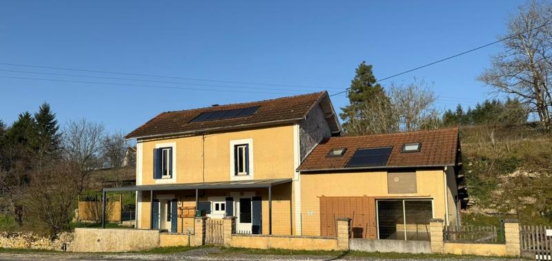 Maison - 115 m² - 5 pièces