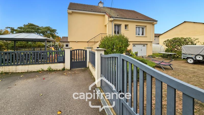 Maison - 109 m² - 7 pièces