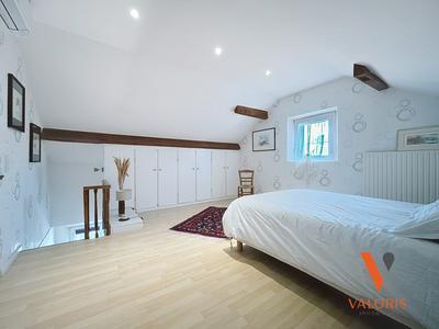 Maison - 148 m² - 5 pièces