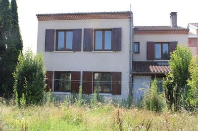 Villa - 199 m² - 6 pièces