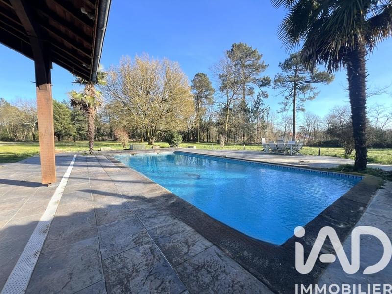 Maison - 184 m² - 4 pièces