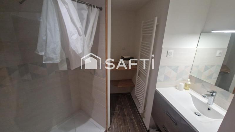 Maison - 228 m² - 7 pièces