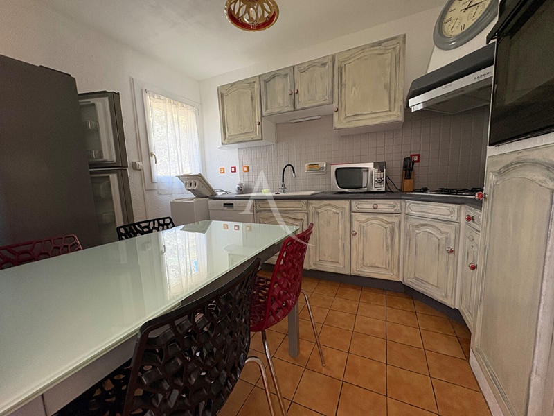 Appartement - 77 m² - 3 pièces